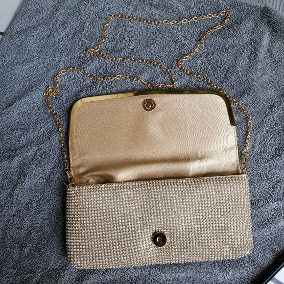 Crystal beaded clutch - Picture 3 of 5